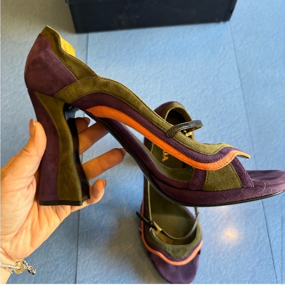 Prada Fairies suede high heels shoes size 40 9.5